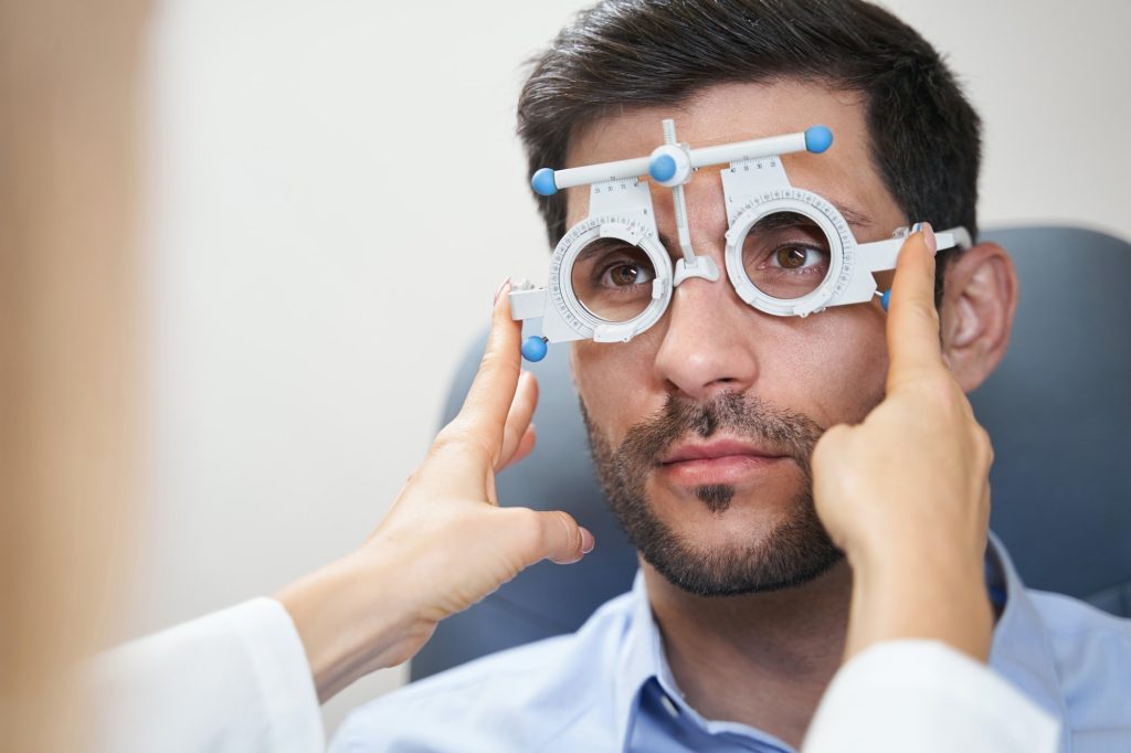 Importance of routine eye examinations