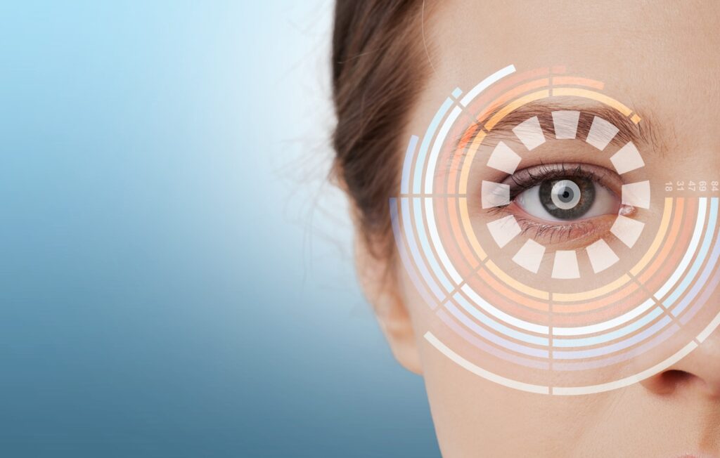 iris-authentication-concept-eye-scanning-smart-contact-lens (1)