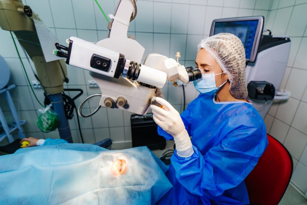 How to Pick the Best Hospital for Laser Eye Surgery in Badlapur