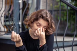 Best Doctor for Dry Eyes in Kalyan