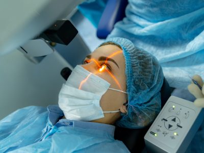 Best Cataract Surgeons in Thane